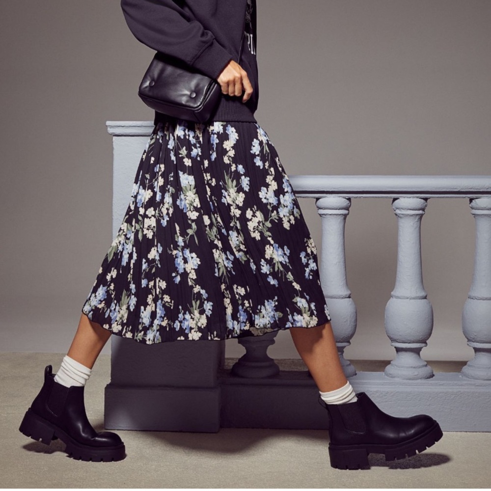 H&M A-Line Floral Midi Skirt